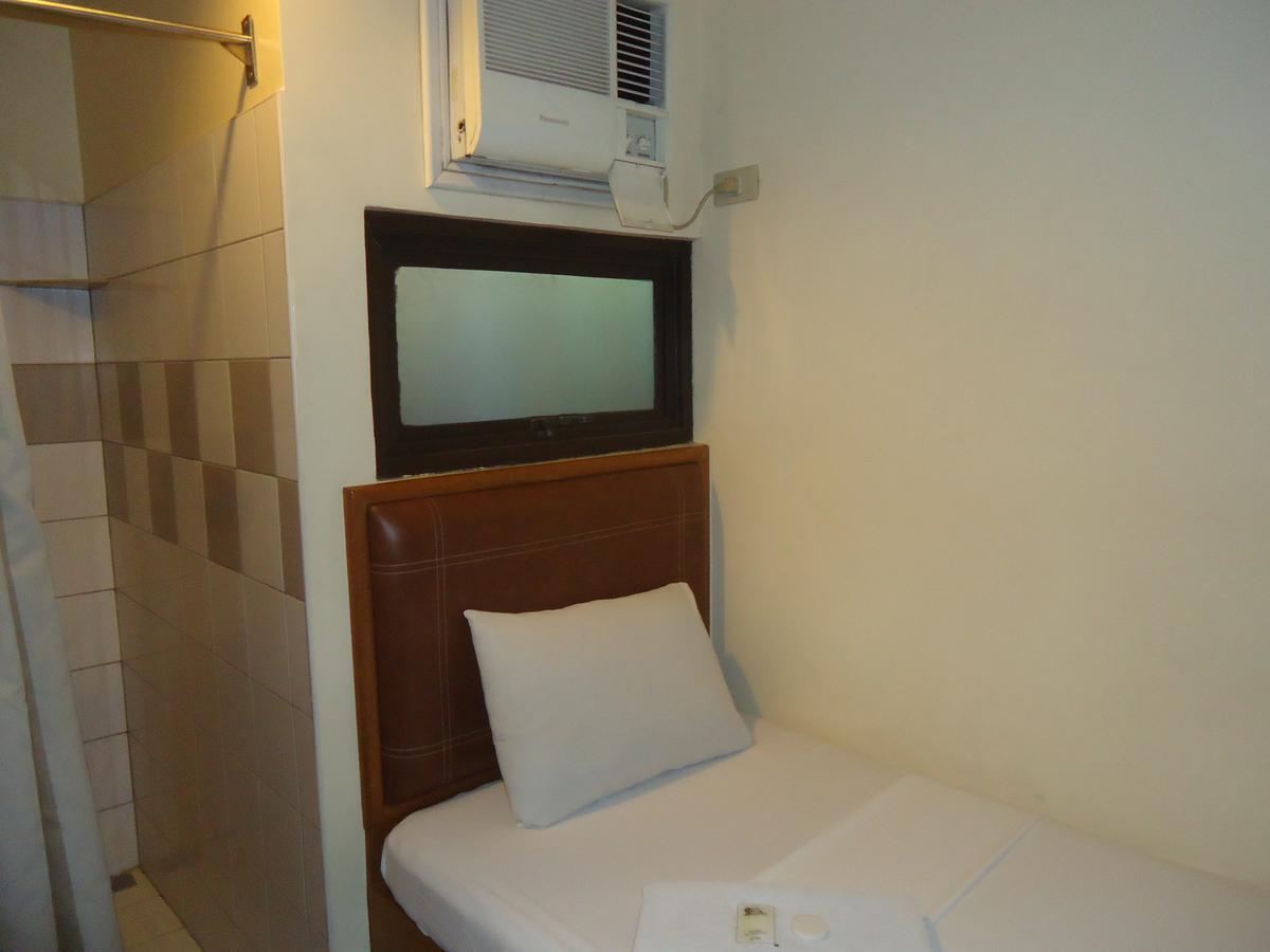 Park Bed And Breakfast Hotel Пасай Екстериор снимка