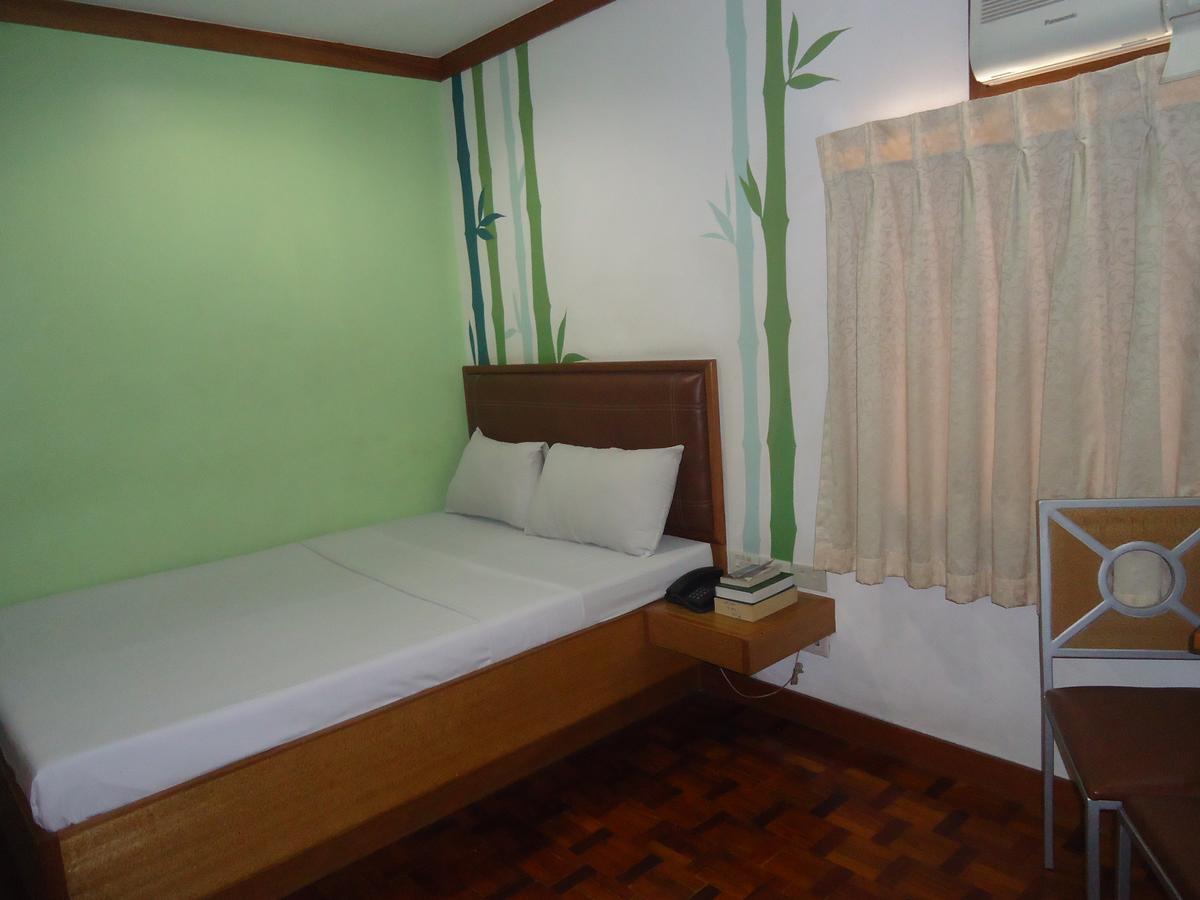 Park Bed And Breakfast Hotel Пасай Екстериор снимка
